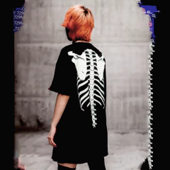 Remera Oversize Full Estampa Skeleto Glow in the Dark - buy online