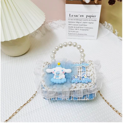 Cartera Shoulder Riñonera Mini Sanrio Cinnamoroll