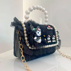 Cartera Shoulder Riñonera Mini Sanrio kuromi en internet