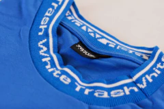 Remera Blue Logo en internet