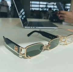 Gafas De Sol Cuadradas Metal Suaves Con Protección Uv N 25 en internet