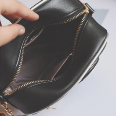 Bolso Cartera De Mano Amplio Camara Polaroid Hype Moderno - KITCH TECH
