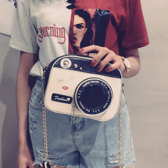 Bolso Cartera De Mano Amplio Camara Polaroid Hype Moderno - buy online