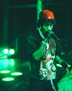 Remera Boxy Fit Mixed Emotion Strass Ranger Rhinestone Tee 160 U$D - tienda online