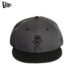 Gorra Plana New Era Sullen Eternal Fitted Grey Original