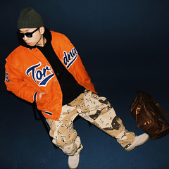 CAMPERA VARSITY JACKET UNIVERSITARIA TORDNA NARANJA en internet
