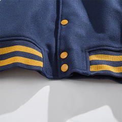 CAMPERA VARSITY JACKET UNIVERSITARIA KILLER BEE AZUL - KITCH TECH