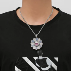 Dije Flor Purpura-Plata Giratoria "Jay Balvin " Baño de Oro 14k Con Cadena Zircón Full Strass on internet