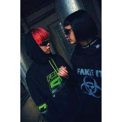 Buzo Hoddie Racer Negro y Verde - comprar online