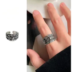 Anillo Cruz Chrome Hearts Mod 11 en internet