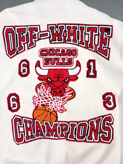Campera Varsity Universitaria Chicago Bulls Blanca - tienda online