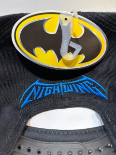 Gorra Snapback DC Comics Batman Nightwing - Bioworld USA en internet