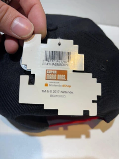 Gorra Snapback Nintendo Super Mario Bros Pixel - Bioworld USA - KITCH TECH