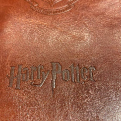 Cuaderno Harry Potter Hogwarts Simil Cuero - comprar online