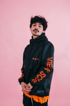 Anorak World Is Yours Negro - tienda online