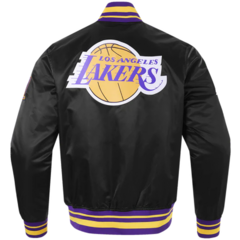 Campera Universitaria Bomber LA Lakers Negra 250 U$D en internet
