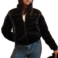 Campera Puffer Croptop Brillosa en internet