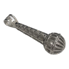 Dije C/ Strass Microfono Mod 1 en internet