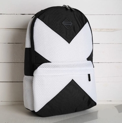 Mochila Sprayground X White Cut & Sew - comprar online