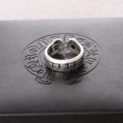 Anillo Chrome Hearts Mod 15 - KITCH TECH
