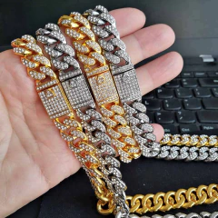 Pulsera Cubana Strass Iced Chain Ancho 12mm C/ Iman