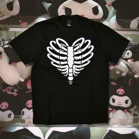 Remera Bones