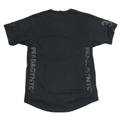 Remera Classic Black Pradagy NYC Original Importada - comprar online