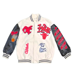 Campera Varsity Universitaria Chicago Bulls Blanca