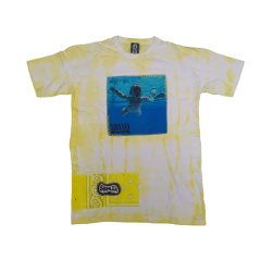 Remera Batik Nevermind Bandana