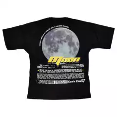 Remera Moon Negra