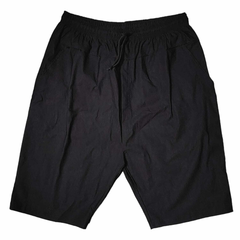 Short Bermuda Negra Lisa Oversize
