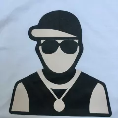 Remera Freedom 2.0 Blanca en internet