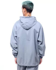 Campera Black Pyramid Silver Reflectiva - 150 USD - comprar online