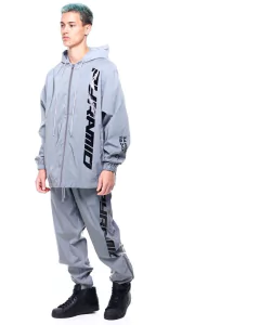 Campera Black Pyramid Silver Reflectiva - 150 USD - KITCH TECH
