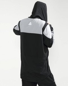 Campera Black Pyramid Rip Stop Tech Mod. 1 - comprar online