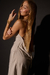 VESTIDO SELENE CEMENTO en internet