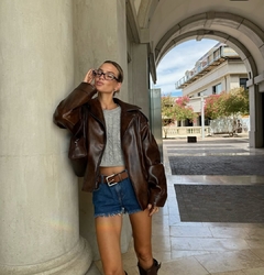 CAM113 CHAQUETA OVER ECO CUERO CHOCO - tienda online