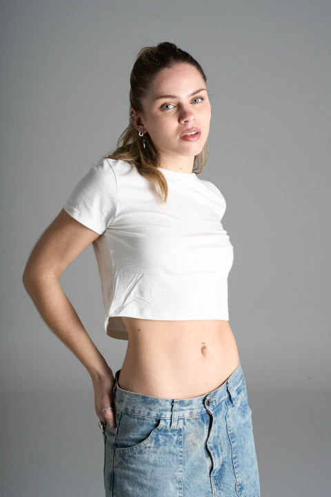 REMERA BASICA CORTITA - comprar online