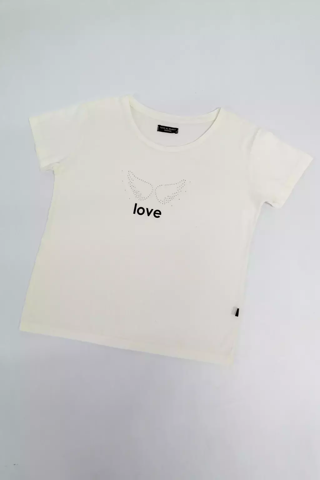 REMERA LOVE ALAS