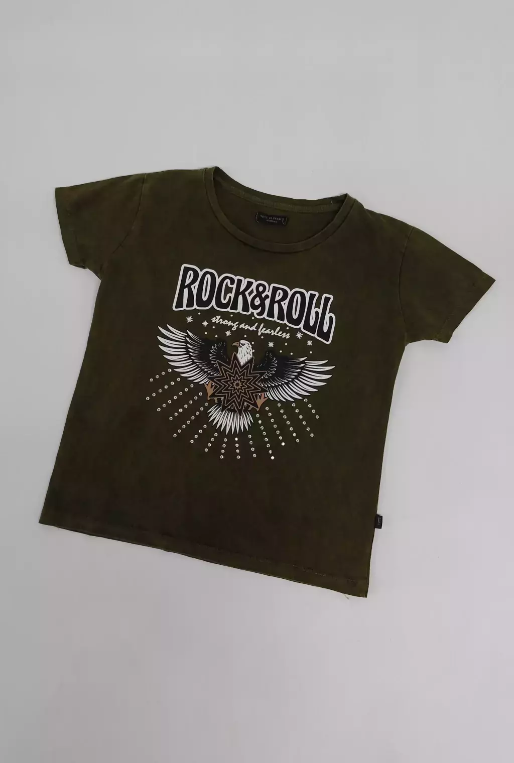 REMERA STRONG AND FEARLESS