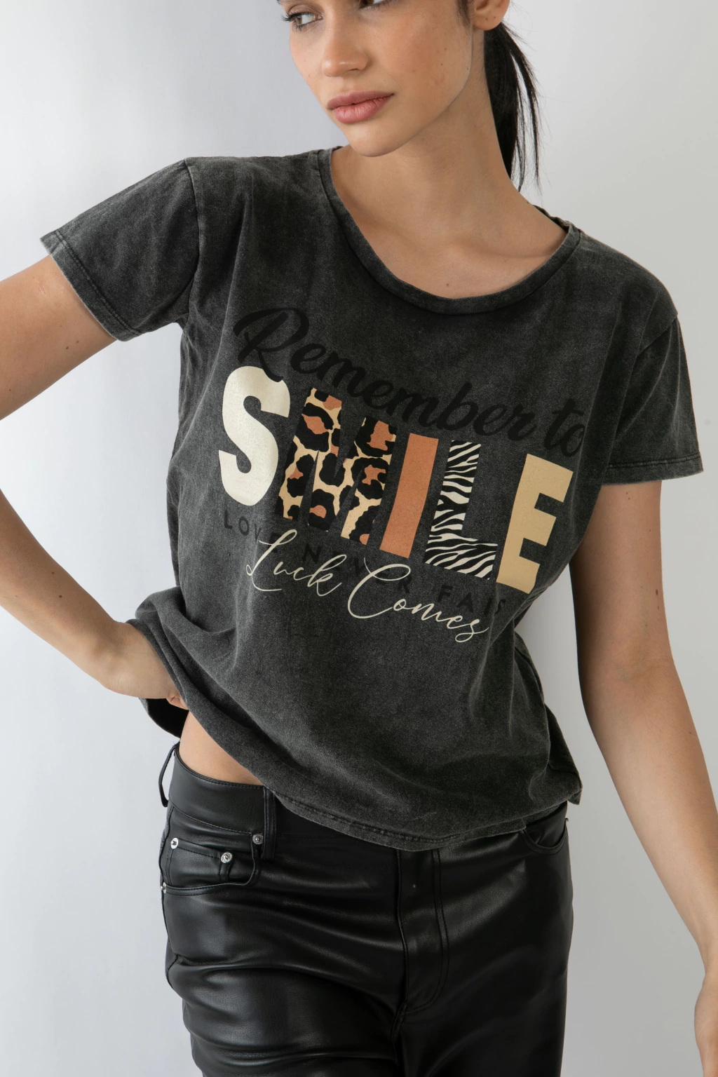 REMERA SMILE