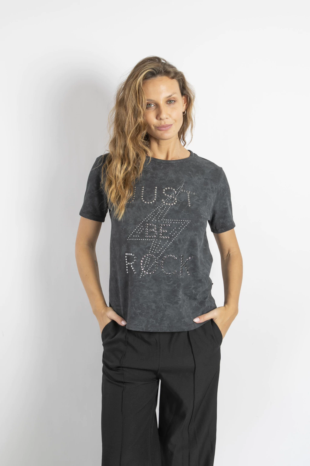 REMERA JUST BE ROCK