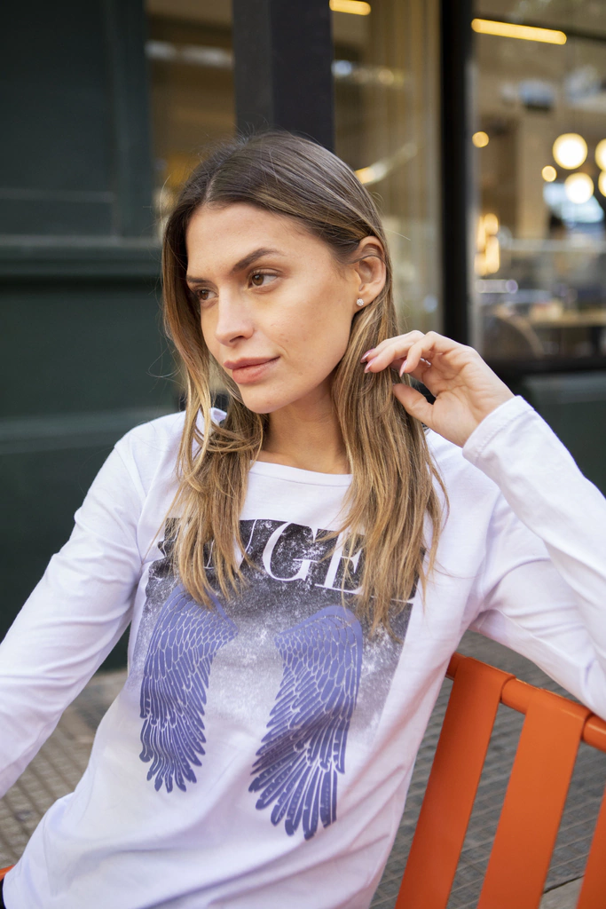 REMERA M/L ANGEL (RI23M920)