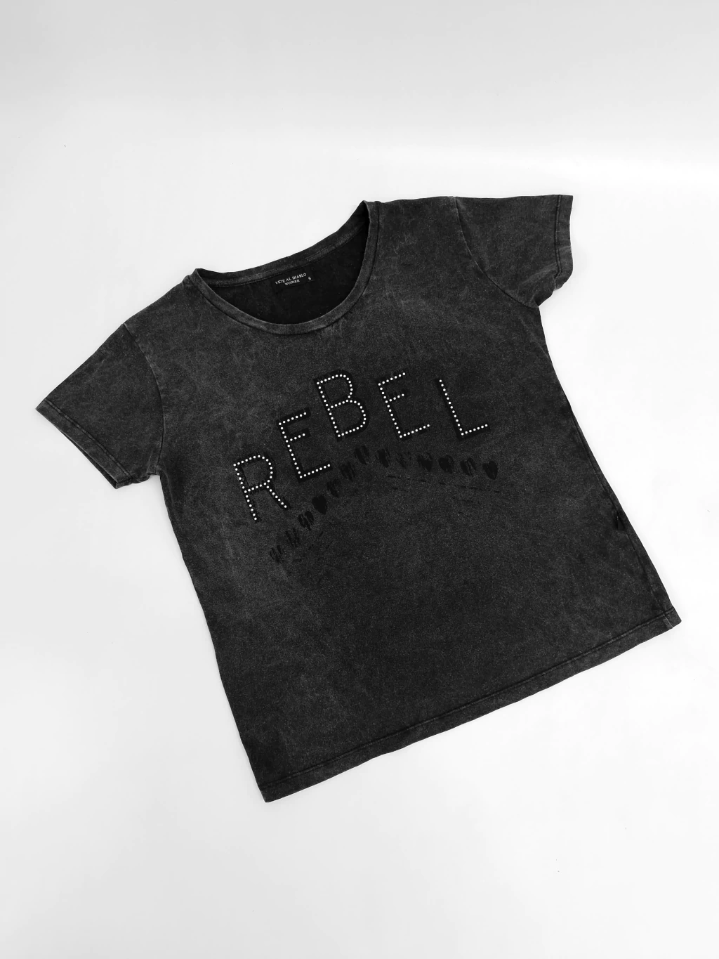 REMERA REBEL
