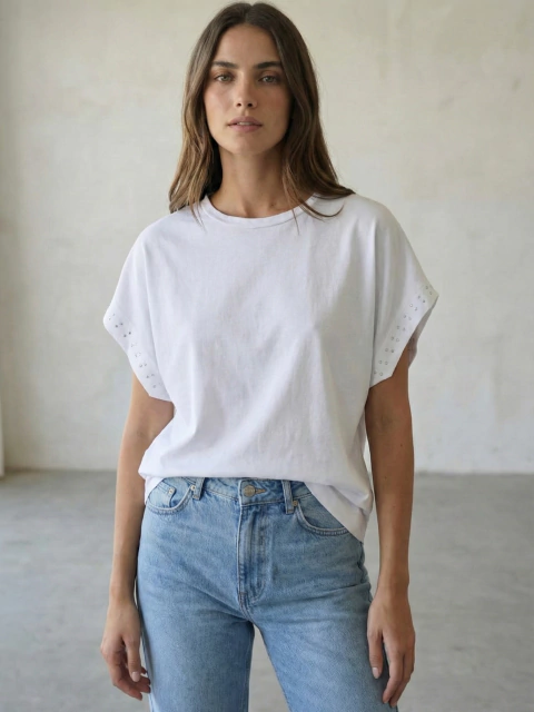 REMERA M/CAIDA DETALLE TACHAS - comprar online