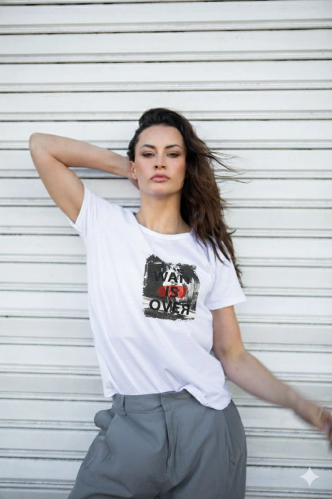 REMERA WAIT IS OVER - comprar online