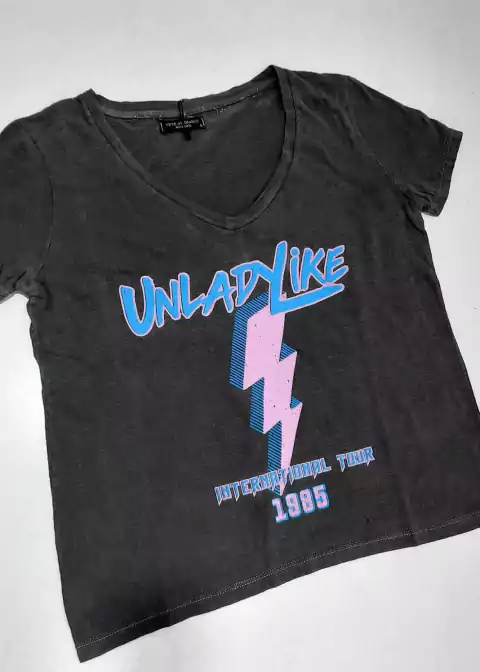 REMERA UNLADY V