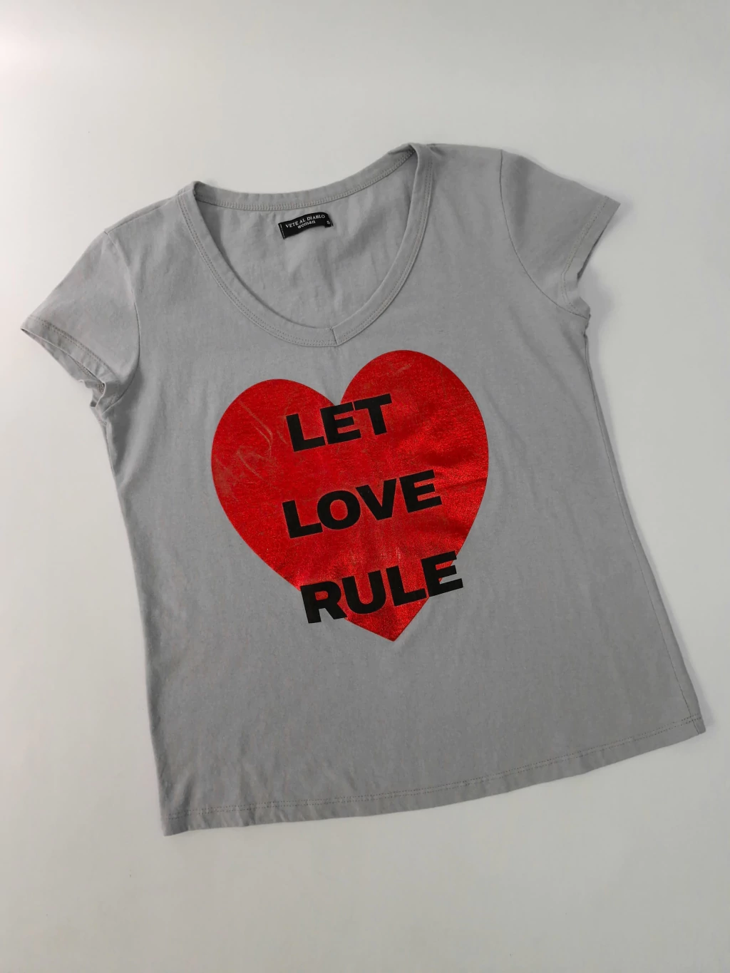 REMERA LET LOVE RULE