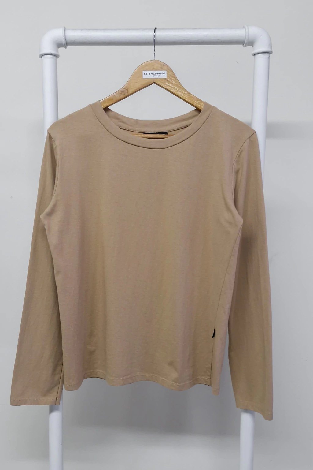 REMERA M/L BASICA