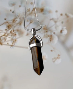 Collar de acero con dije pendulo de piedra - comprar online